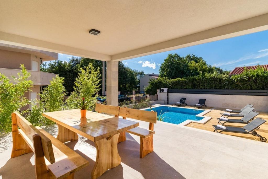 Villa Munat Ližnjan Esterno foto
