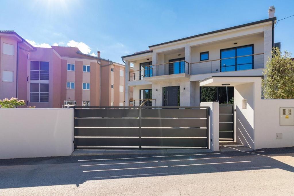 Villa Munat Ližnjan Esterno foto